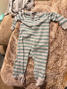 Fleece Baby One-Piece Sleeper (set of 3)